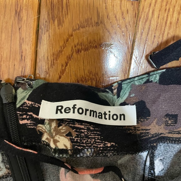 Reformation Dress - Picture 7 of 9